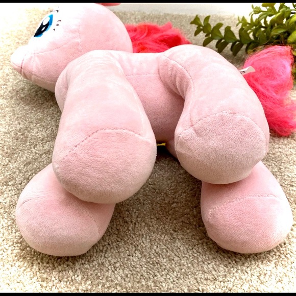 My Little Pony Pinky Pie Plush Animal - Picture 4 of 8